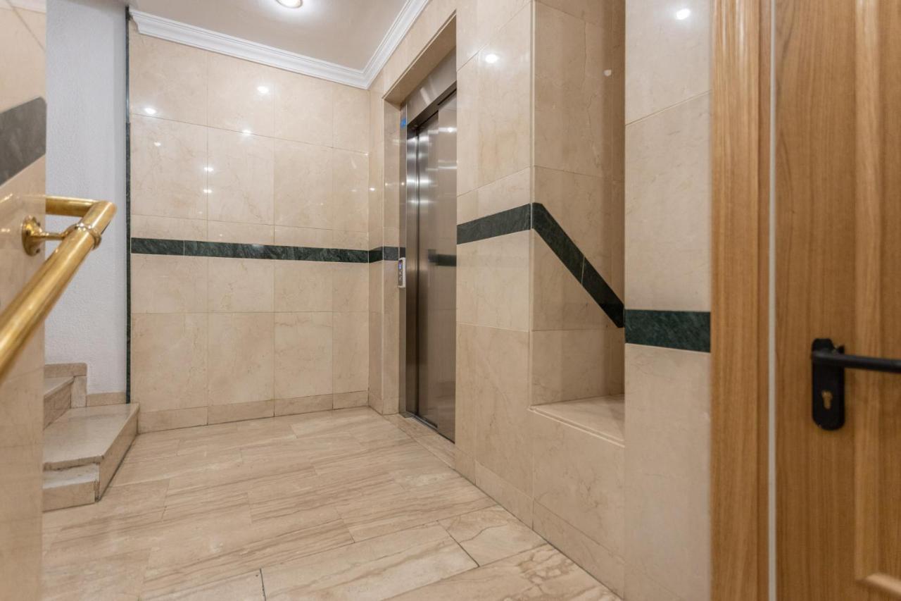 Apartament Center Deluxe II Grenada Zewnętrze zdjęcie